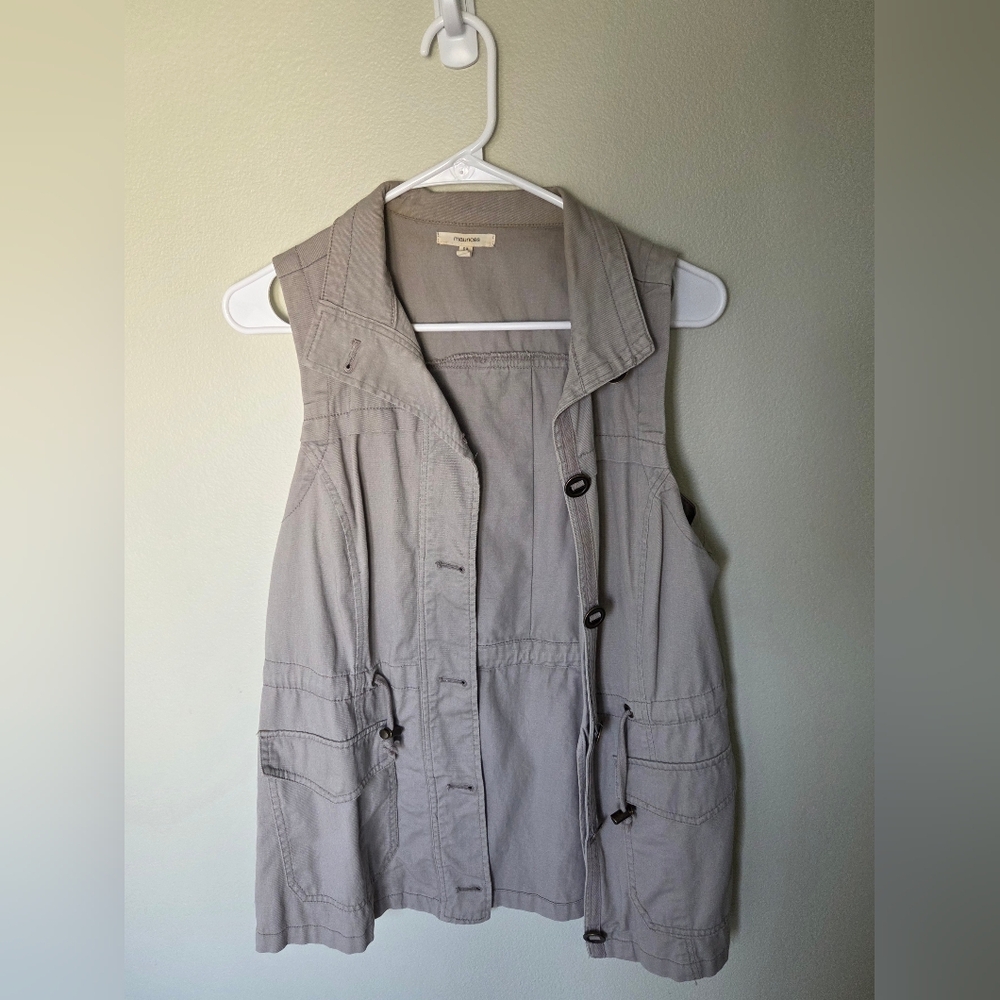Maurices Women's Sleeveless Tan Utility Vest